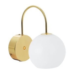 Lampa ścienna FRANCA Nordlux 1xE14 40W Metal Mosiądz na białym tle.