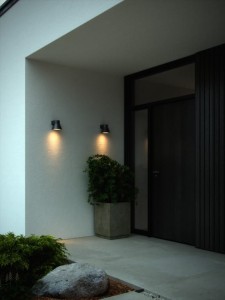 Lampa ścienna KYKLOP Nordlux 1xGU10 25W Metal Czarny przy wejściu do domu