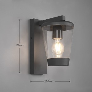 Lampa elewacyjna Trio Cavado 211060142 IP44 1xE27 Aluminium Szary zamontowana na ścianie.