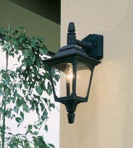 Kinkiet zewnętrzny Elstead Lighting Chapel CPM2-BLACK IP44 Aluminium Czarny.