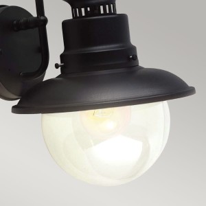 Kinkiet zewnętrzny Elstead Lighting Shipston GZH-SHIP2 IP44 Aluminium Czarny włączony.