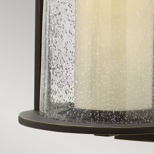 Kinkiet zewnętrzny Elstead Lighting Quincy HK-QUINCY-M IP44, brązowy, szkło z efektem kropli, elegancki design.