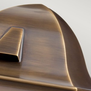 Zbliżenie kinkietu zewnętrznego Elstead Lighting St James ST-JAMES-BRASS IP44 1xE27 Mosiądz.