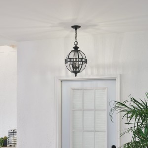 Wisząca lampa stropowa Elstead Lighting Halleron KL-HALLERON-8M IP44 nad drzwiami.
