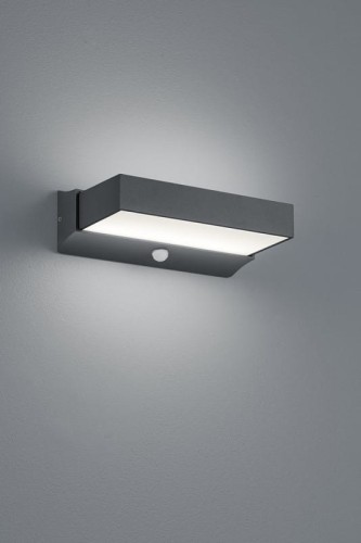 Lampa ścienna Kinkiet zewnętrzny z czujnikiem Trio Cuando 226669242 IP54 1xLED Aluminium Szary