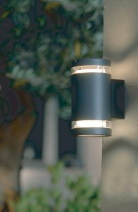 Nowoczesny kinkiet zewnętrzny Elstead Lighting Magnus MAGNUS-2 IP44 szary aluminium.
