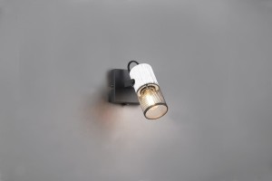 Lampa ścienna Tosh Trio 1xE14 15W Czarny / Biały Metal zamontowana na ścianie.