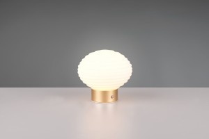 f37a388fb4c6231c3c8f9368b5c1994e