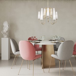 Lampa wisząca/żyrandol Zuma Line Magnum E14 10x40W Metal/Szkło Złoty/Biały nad stołem jadalnym.