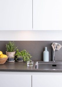 9af166d8da6146204baeb6eca9cf7910