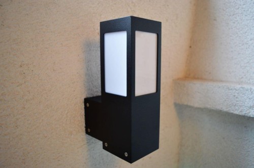 Lampa zewnętrzna kinkiet ARKAD Radex IP 44 1x18W E27 /Poliwęglan Srebrnoszary