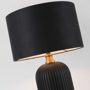 6d93c438fea11a752d072376c9c3001e