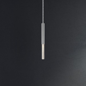Lampa wisząca Zuma Line One LED 5W Chrom na tle ciemnej ściany.