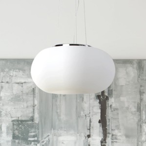 Lampa Wisząca Inez Zuma line 2x60W E27 Biały Metal na tle szarej ściany.