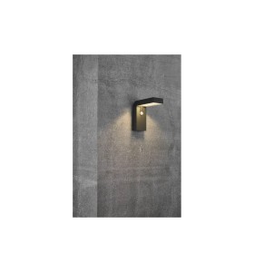Lampa Ścienna Nordlux Solar Led Plastik Czarny zainstalowana na betonowej ścianie.