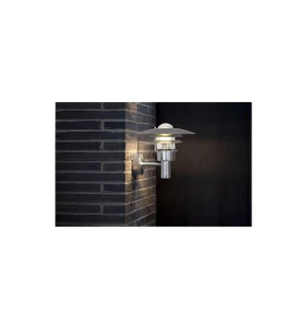 Lampa Ścienna Nordlux E27 60W Srebrny zamontowana na ciemnoszarej ścianie.