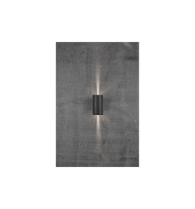 Lampa Ścienna Nordlux LED Aluminium Czarny na tle szarej ściany.