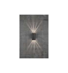 Lampa Ścienna Nordlux LED Aluminium Czarny na tle betonowej ściany.