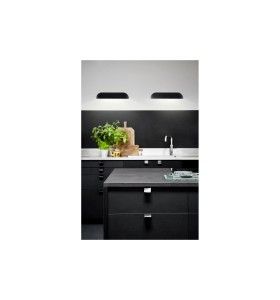 Lampa Ścienna Nordlux LED Metal Czarny w nowoczesnej kuchni.