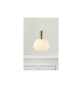 Lampa wisząca Nordlux E27 60W czarny/mosiądz na tle jasnej ściany.