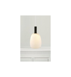 Lampa Wisząca Nordlux E27 60W Czarny/Mosiądz w eleganckim wnętrzu.
