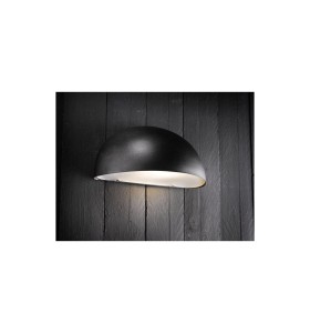 Lampa Ścienna Nordlux E27 60W Czarny zamontowana na czarnej ścianie