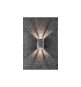 Lampa Ścienna Nordlux LED Srebrny na betonowej ścianie.