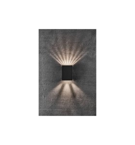 Lampa Ścienna Nordlux LED Aluminium Czarny na tle betonowej ściany.