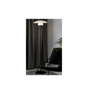Lampa Podłogowa Nordlux E27 25W Czarny w nowoczesnym wnętrzu.