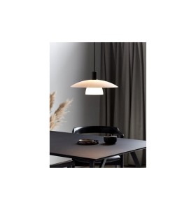 Lampa Wisząca Verona Nordlux E27 40W Czarny nad stołem w jadalni.