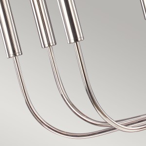 Chromowane detale żyrandola Brianna Elstead Lighting.