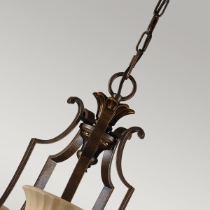 Lampa wisząca Kelham Hall Elstead Lighting z detalami w kolorze brązowym.