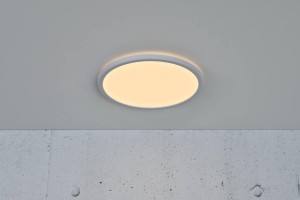 Lampa Sufitowa Nordlux LED Plastik Białyy zamontowana na suficie.