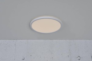 Lampa Sufitowa Nordlux LED Plastik Biały zamontowana na suficie.