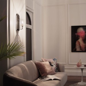 Lampa ścienna kinkiet Kimrose Elstead Lighting w salonie.