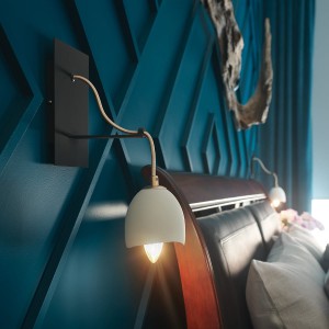 Lampa ścienna kinkiet Nula Elstead Lighting 1xE14 40W Stal Biało-złote w sypialni