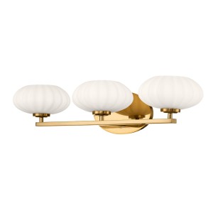 Lampa ścienna kinkiet Pim Elstead Lighting z trzema kloszami z matowego szkła i złotym wykończeniem.
