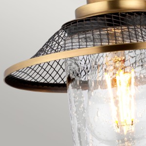 Lampa ścienna kinkiet Rigby Elstead Lighting z kloszem w stylu antycznym i szklanym z bąbelkami powietrza.
