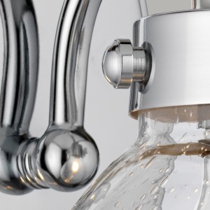 Lampa ścienna kinkiet Scholar Elstead Lighting w polerowanym chromie z bańką szklaną z bąbelkami powietrza.