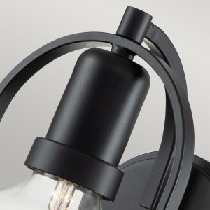 Lampa ścienna kinkiet Somerset Elstead Lighting z czarną obudową.