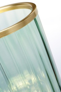 Lampa stołowa Arno Elstead Lighting 1xGX53 9W Stal Szkło pryzmatyczne Stary mosiądz detal abażura.