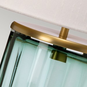 Lampa stołowa Reno Elstead Lighting z pryzmatycznego szkła i sztucznego jedwabiu w kolorze starego mosiądzu