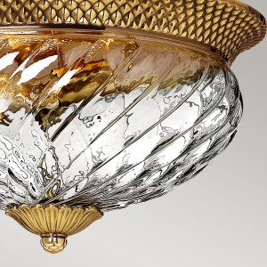 Lampa sufitowa plafon Plantation Elstead Lighting ze szklanym kloszem i mosiężnym wykończeniem.