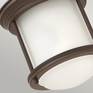 Lampa sufitowa plafon Hadrian Elstead Lighting 1xE27 60W Stal, Trawione szkło opalowe Olejowany brąz